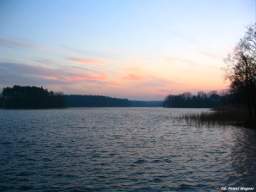 Fot. Pawe Wagner -  Jezioro Nidzkie - wczesna zima