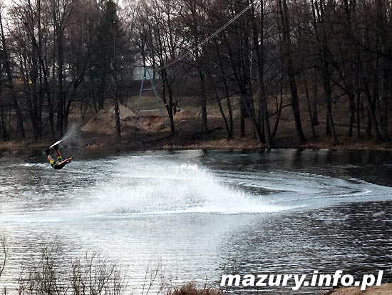 Wycig nart wodnych i wakeboarda w Giycku