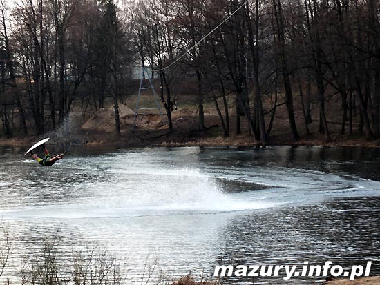 Wycig nart wodnych i wakeboarda w Giycku